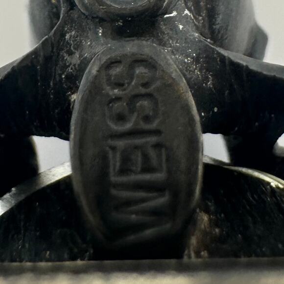 Weiss black gunmetal red AB aurora borealis rhinestones insect bug brooch - Picture 7 of 8